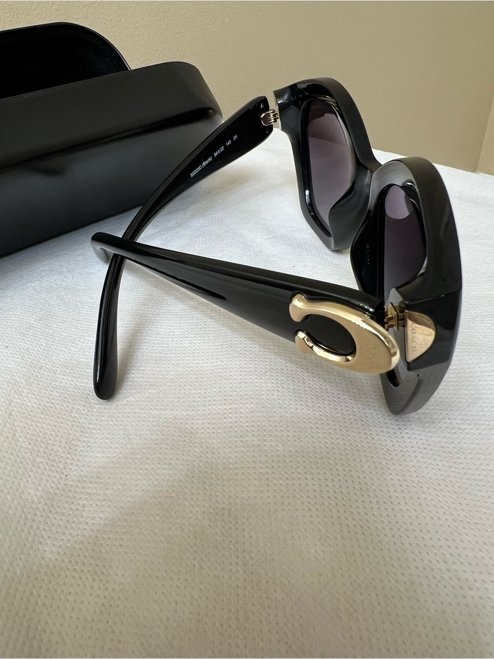 Coach Cat-Eye Sunglasses w Receipt nwt - Picture 9 of 13